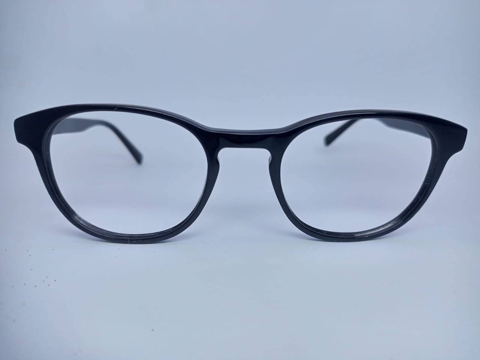 Classic Black Round-Oval - Image 2